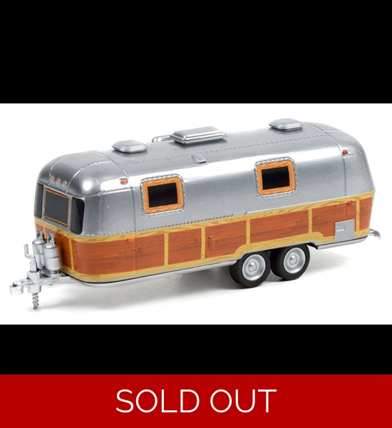 G.L. '72 Airstream Double Axle Land Yacht